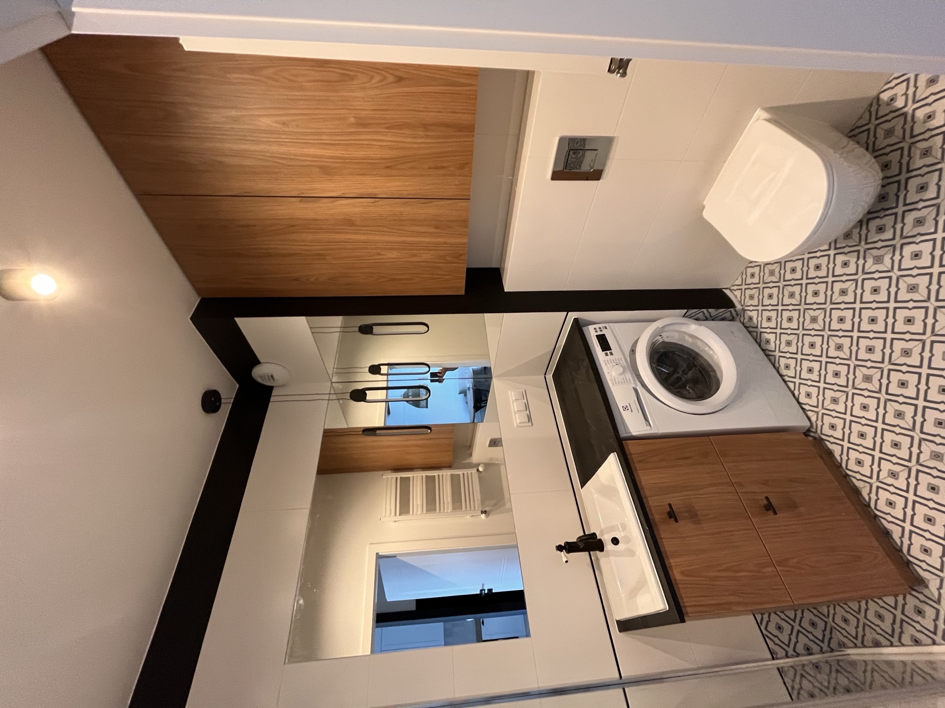 Wykończenie wnętrz - realizacja APPLI INVEST Zielona Góra